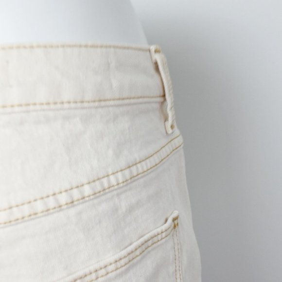 Universal Threads Cream with Tan Stitching Vintage Western Style Shorts 10 - Picture 7 of 12